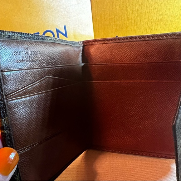 Louis Vuitton Elise Compact Wallet Men or Women’s wallet - Picture 15 of 16